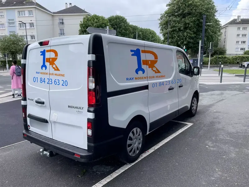 Camionnette d'intervention du serrurier Ray dans le Val-de-Marne, Nogent-sur-Marne